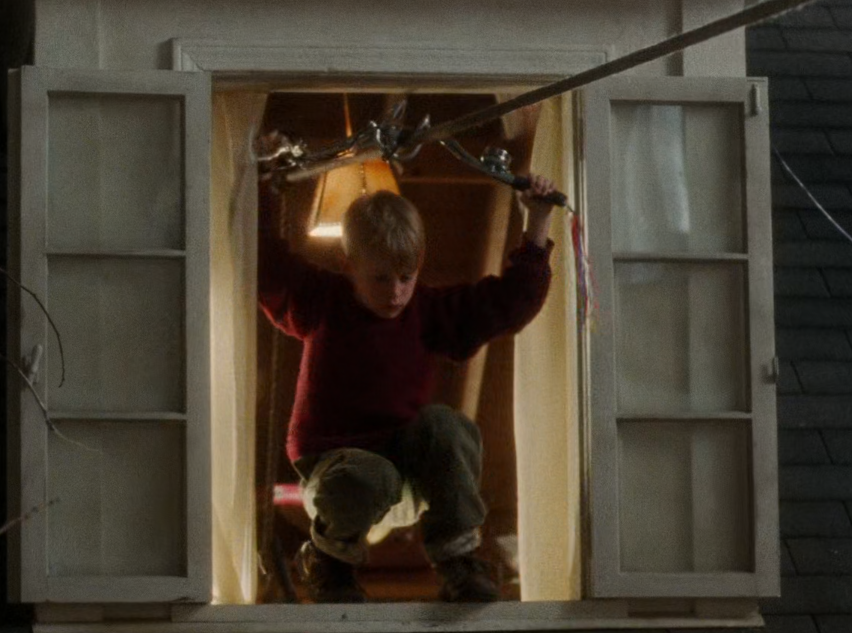 Home Alone Minute – Minute 87 – “Don’t. Move.”